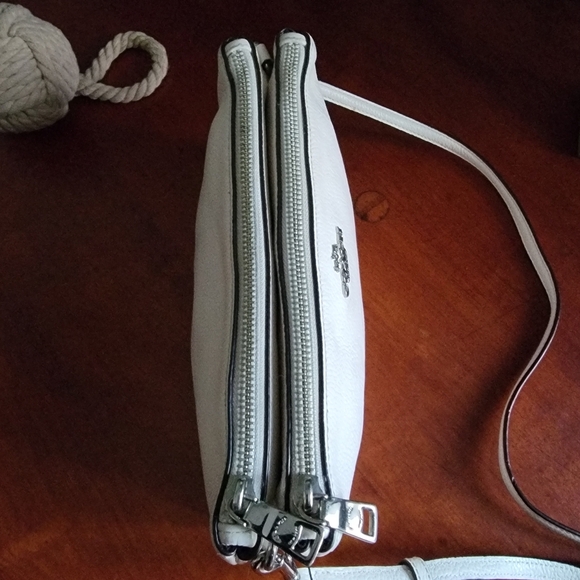 Limited Edition Baseman X Coach Kiki Lyla Bag White Pebbled Leather #F57734 - Picture 11 of 14